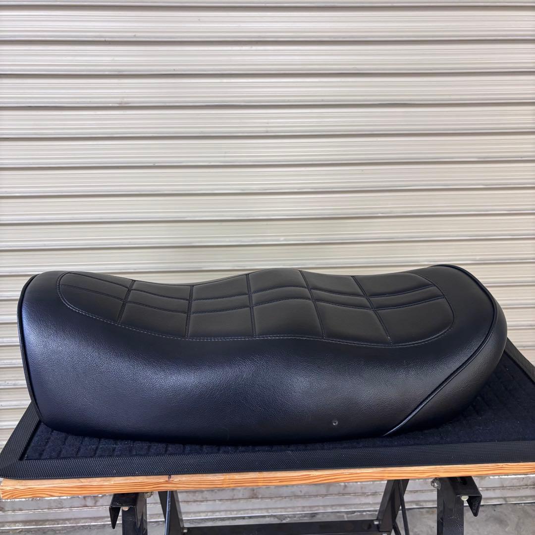 ゼファー750 シート Z2 仕様