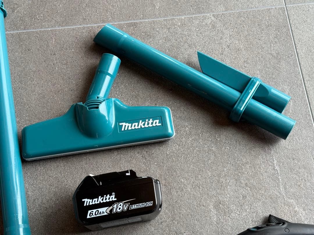 【美品】 マキタ CL280FD 充電式 クリーナ 掃除機 ハンディ バッテリー
