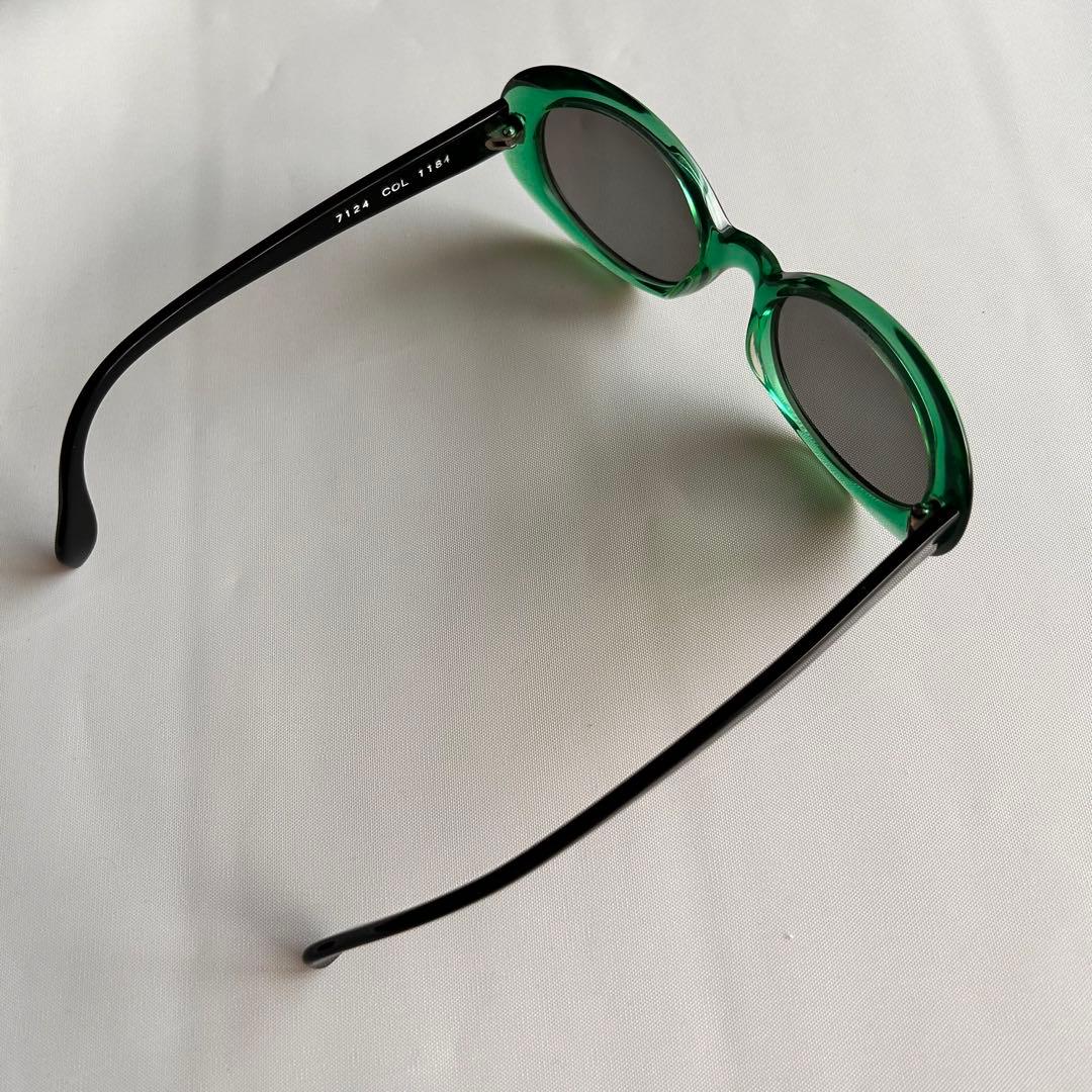 MIKLI par MIKLI サングラス 緑色 USED