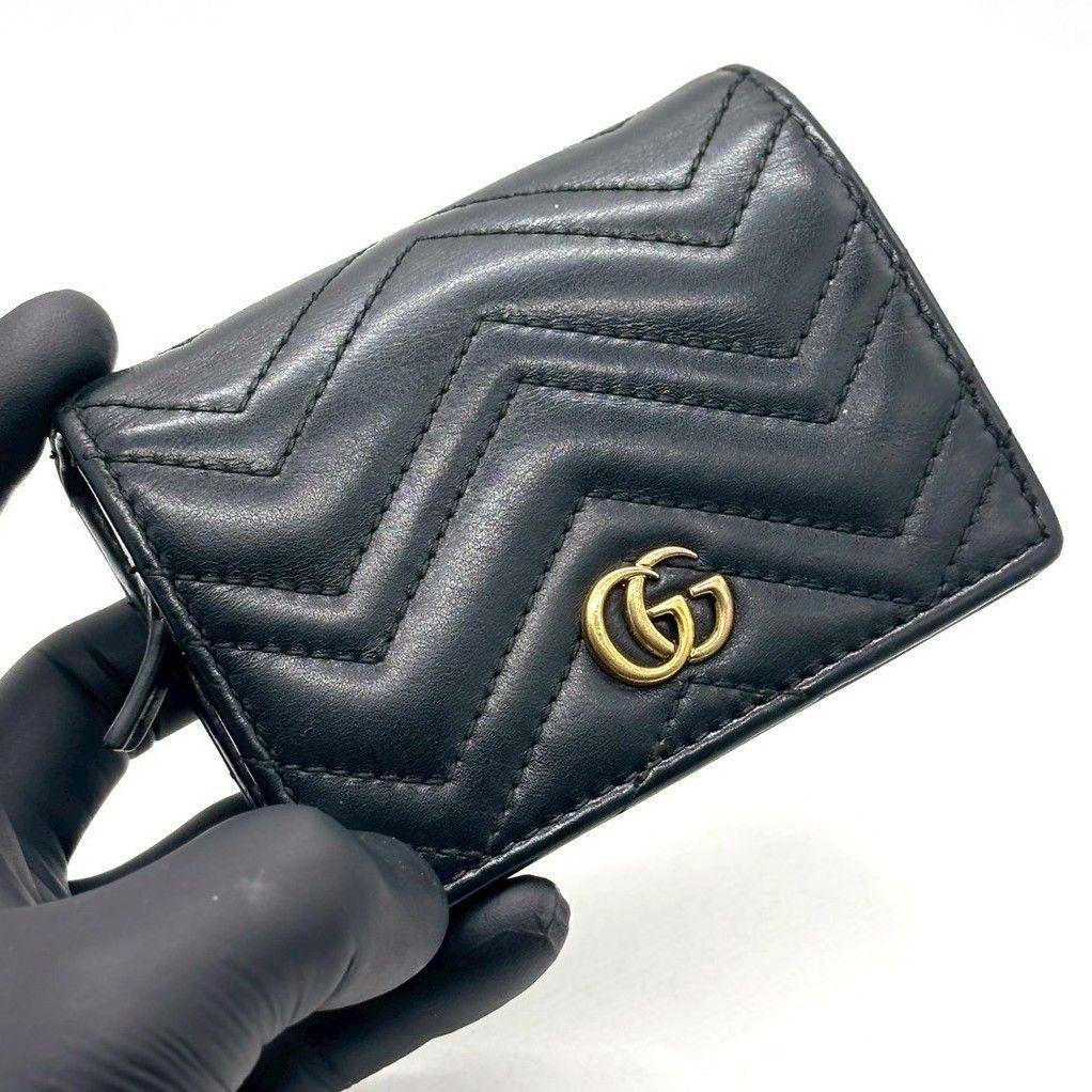 y*a様 グッチ　二つ折り財布 GGマーモント キルティング Vステッチ ブラッ