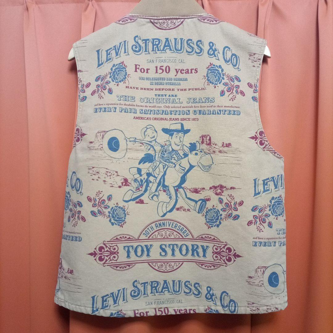 Levi's トイストーリーコラボ ベスト 新品タグ付き
