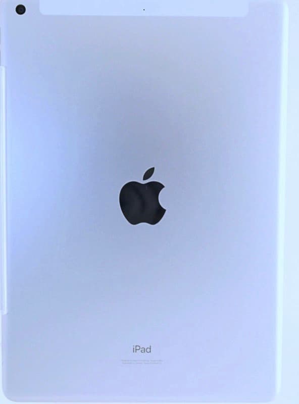 ⭐️美品　iPad 第9世代 Cellularモデル 64GB SIMフリー
