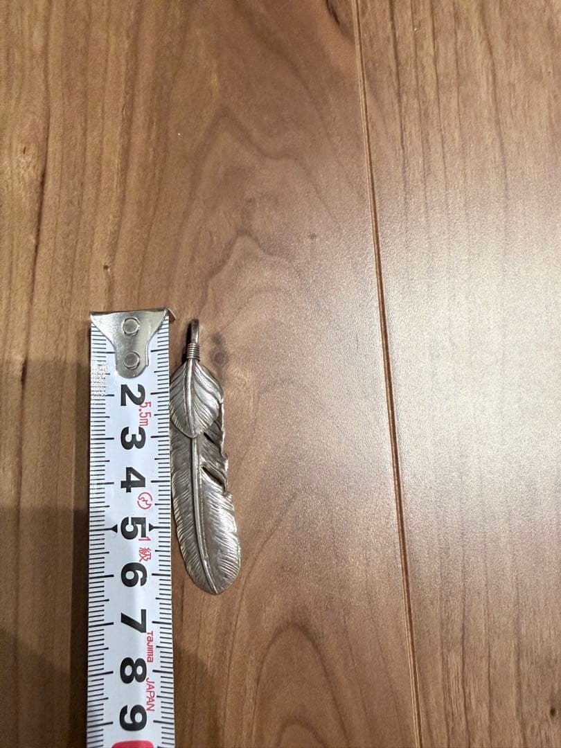 ゴローズ　上銀ハート特大フェザー　左向き　現行