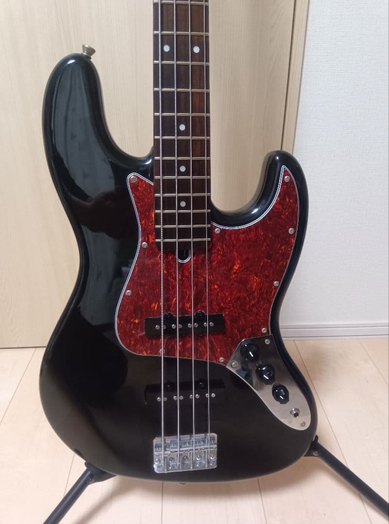 Bacchusジャズベース　アルニコⅤピックアップ