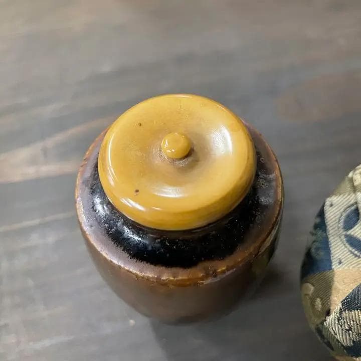 ◆131◆　江戸時代　古瀬戸肩衝茶入　仕覆付　茶道具　棗　裏千家　表千家