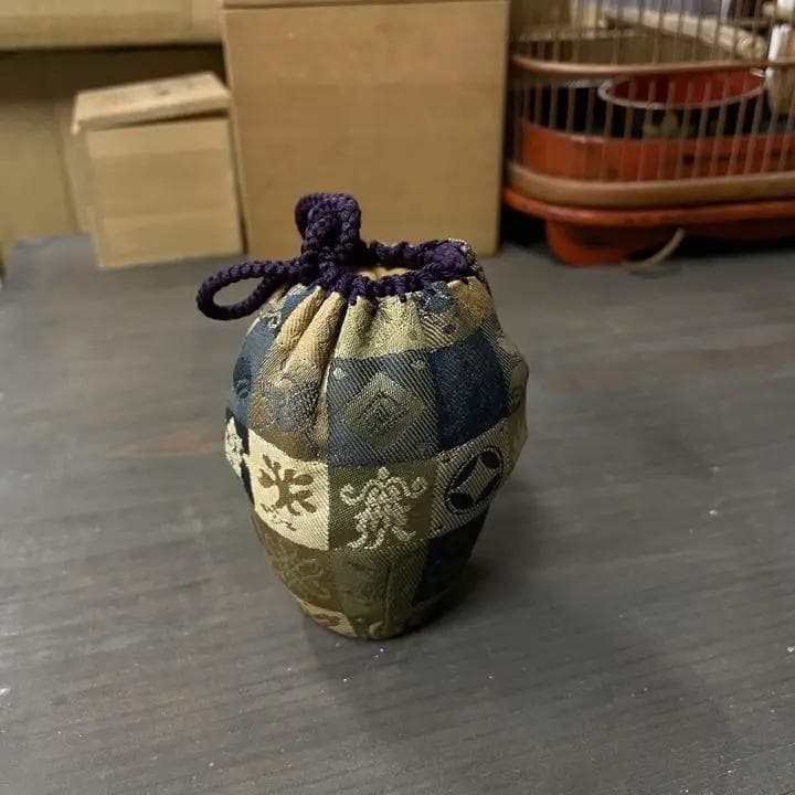 ◆131◆　江戸時代　古瀬戸肩衝茶入　仕覆付　茶道具　棗　裏千家　表千家