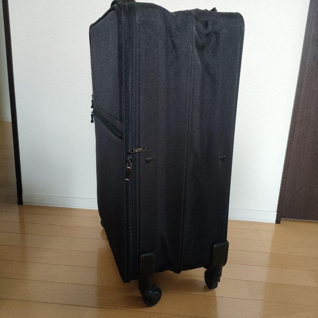 無印良品　半分の厚みで収納できるソフトキャリーケース　スーツケース　63Ｌ　黒