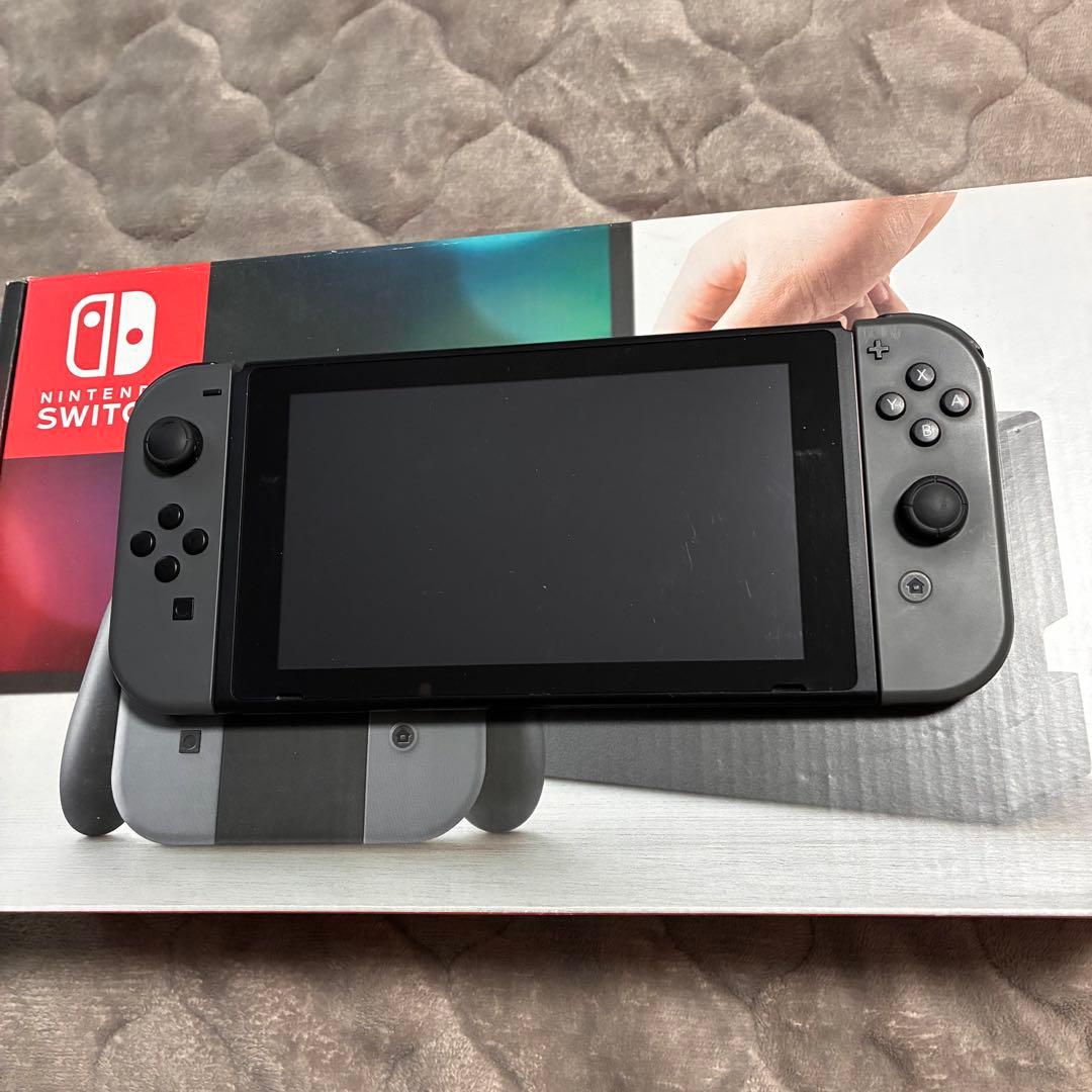 【週末価格】Switch本体＋ジョイコン4つ＋マリオカート8デラックス