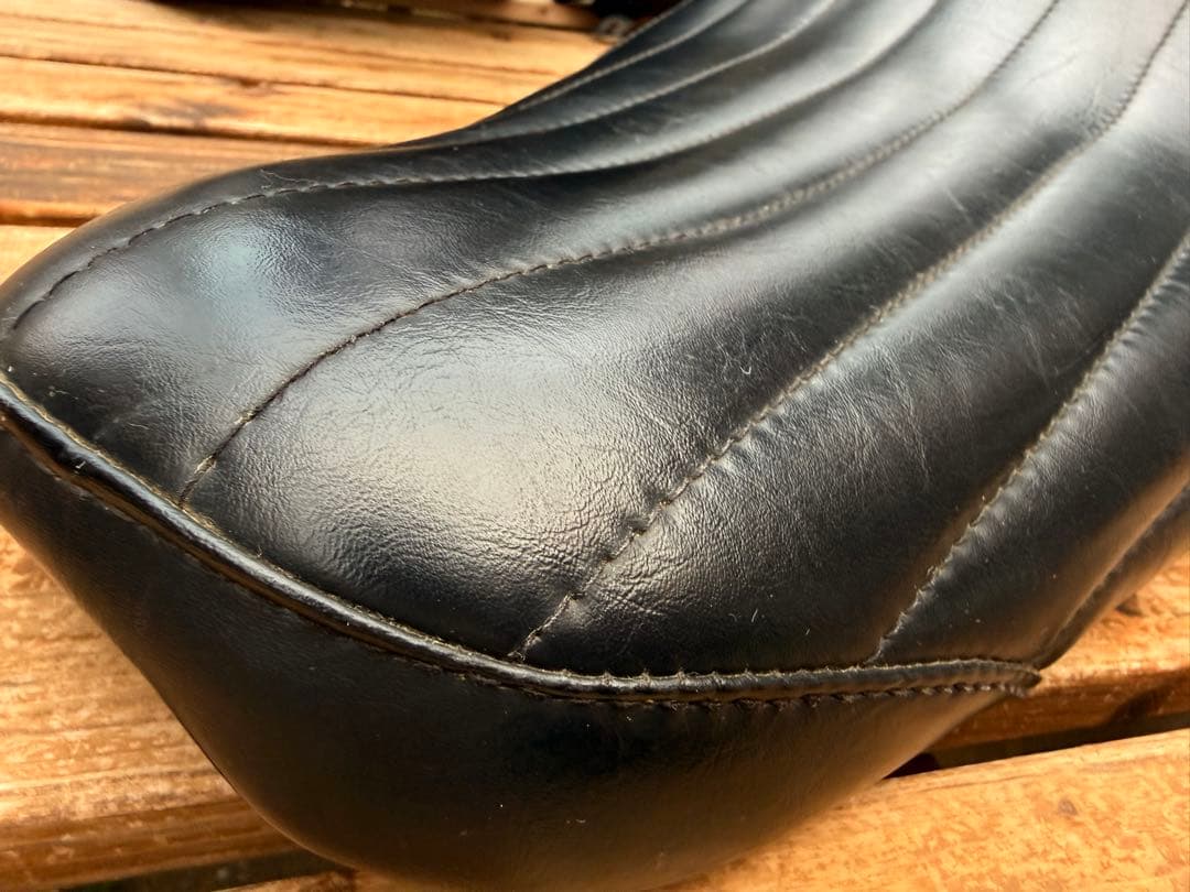 シングルシート 03スポーツスター純正加工シート