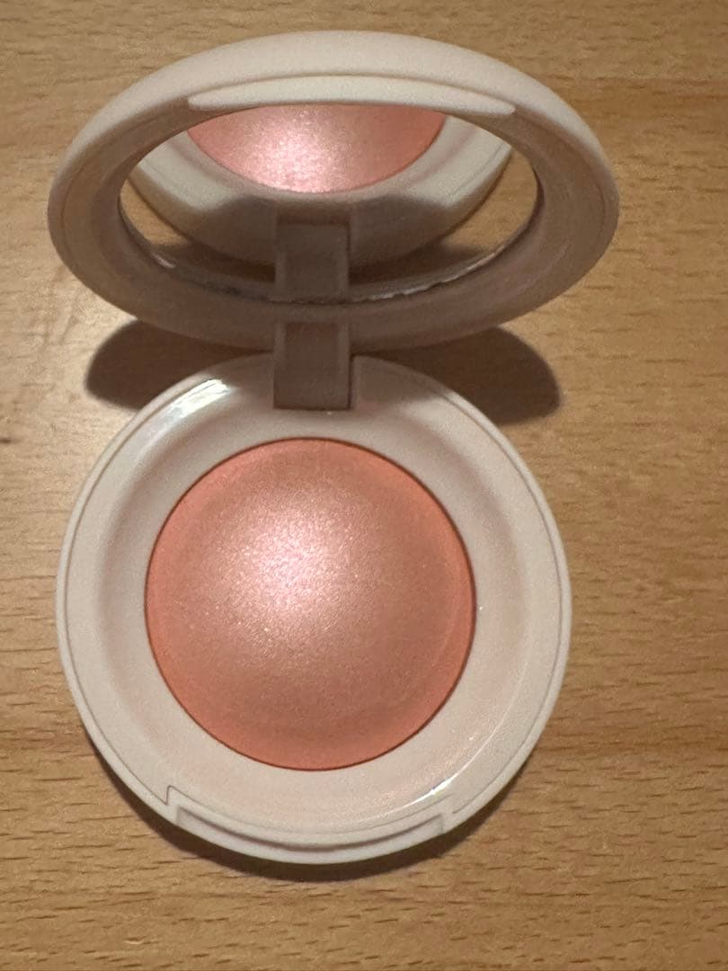【新品未使用】Rare Beauty パウダー