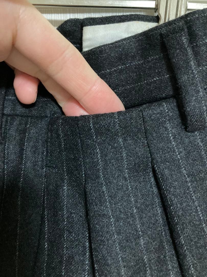 kiton グレー ストライプ フランネル　ダブルスーツ
