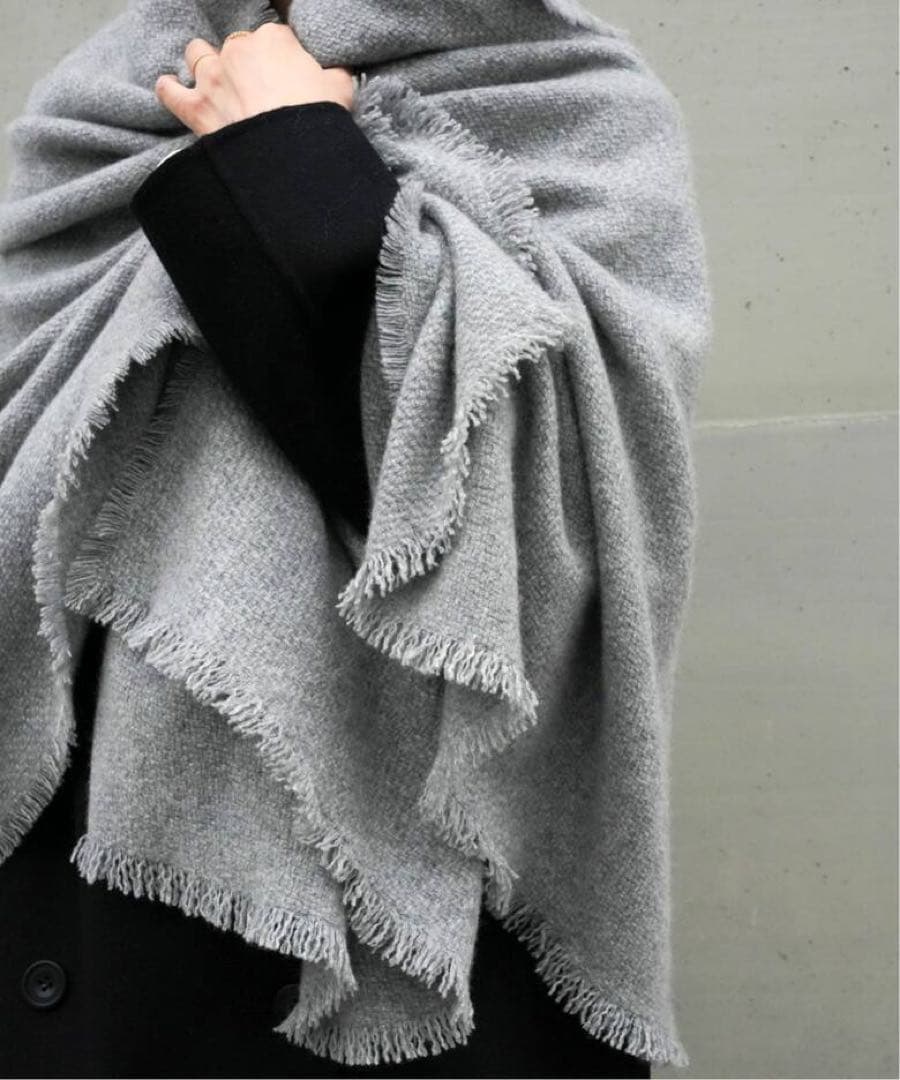 【ALONPI CASHMERE / アロンピ カシミア】グレー　美品！