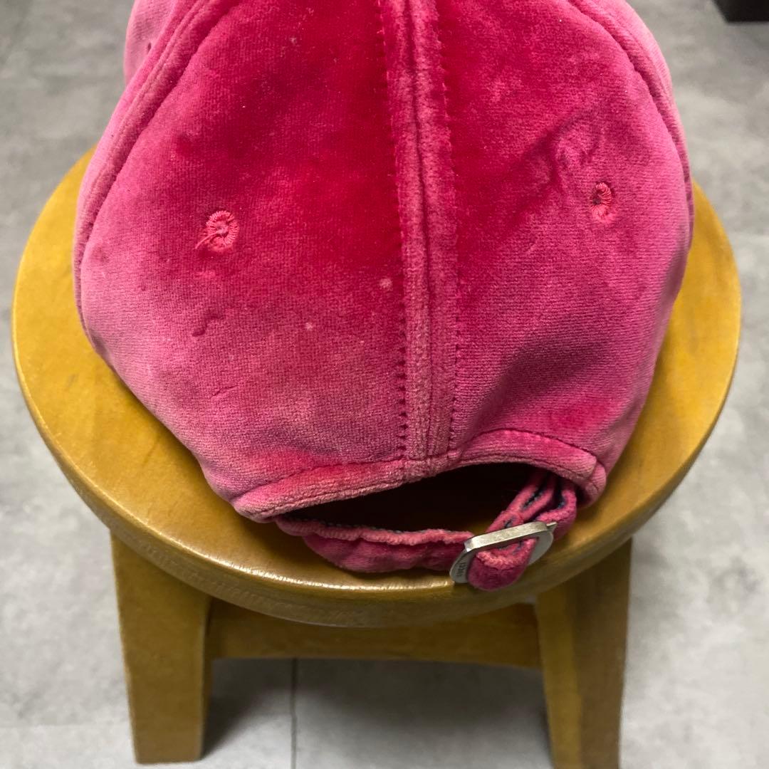 GUCCI ニューエラ　ヤンキース　キャップ　赤　ピンク