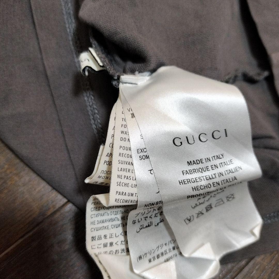 GUCCI グレー Tシャツ ロゴプリント
