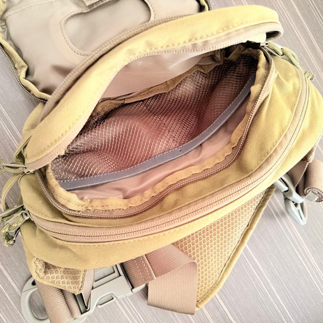 【新中古】Hugoo/ヒップシート/ショルダーバッグ/カラー:カーキ