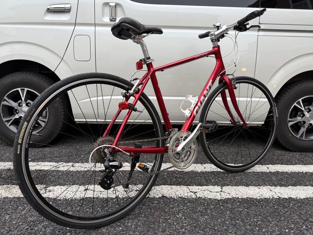 引取り希望GIANT ESCAPE R3 クロスバイク 美品 良好 室内保管