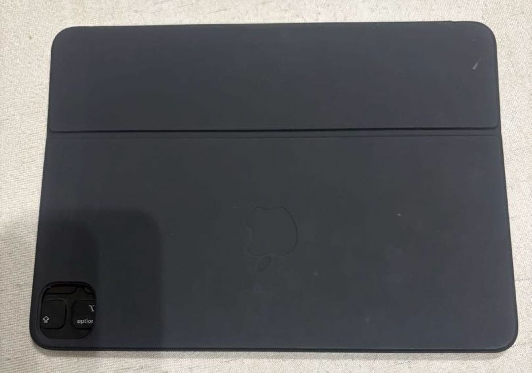 Apple純正のiPad Air 第5世代用（M1）「Smart Folio」