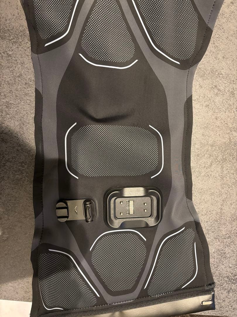【美品】SIXPAD Core Belt Lサイズ　専用コントローラー付き