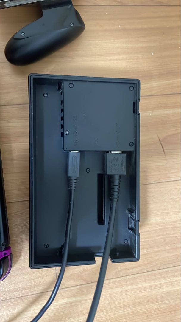 Nintendo Switch 本体 紫と黄色のジョイコン
