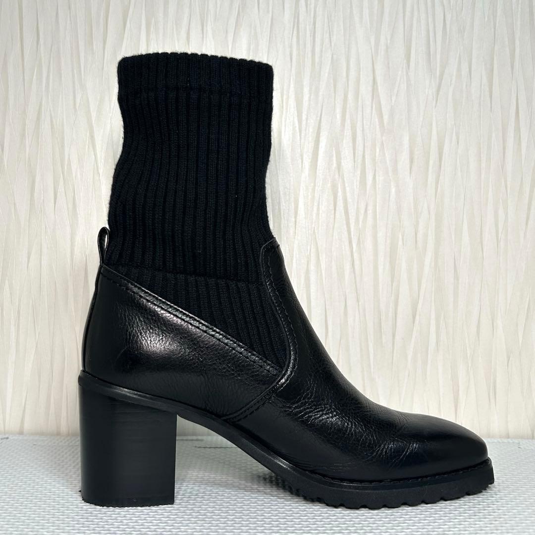 極美品⭐︎DIANA ダイアナ ソックスブーツ レザー　チャンキーヒール　23
