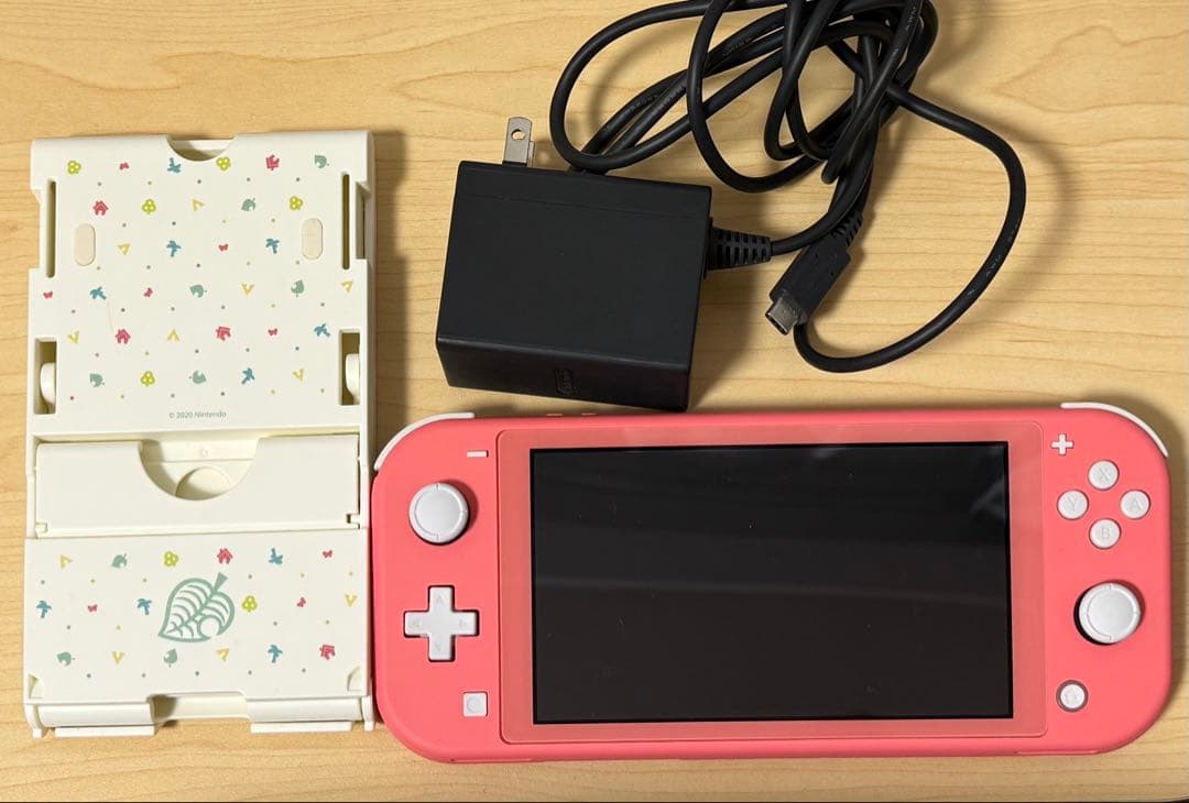 Nintendo Switch Lite ピンク　充電器　おまけ付　正規品