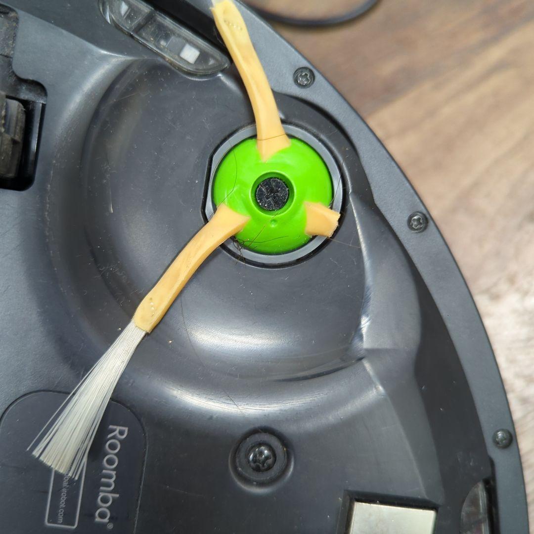 iRobot Roomba ルンバ i7　自動ゴミ収集付壊れあり写真で確認！