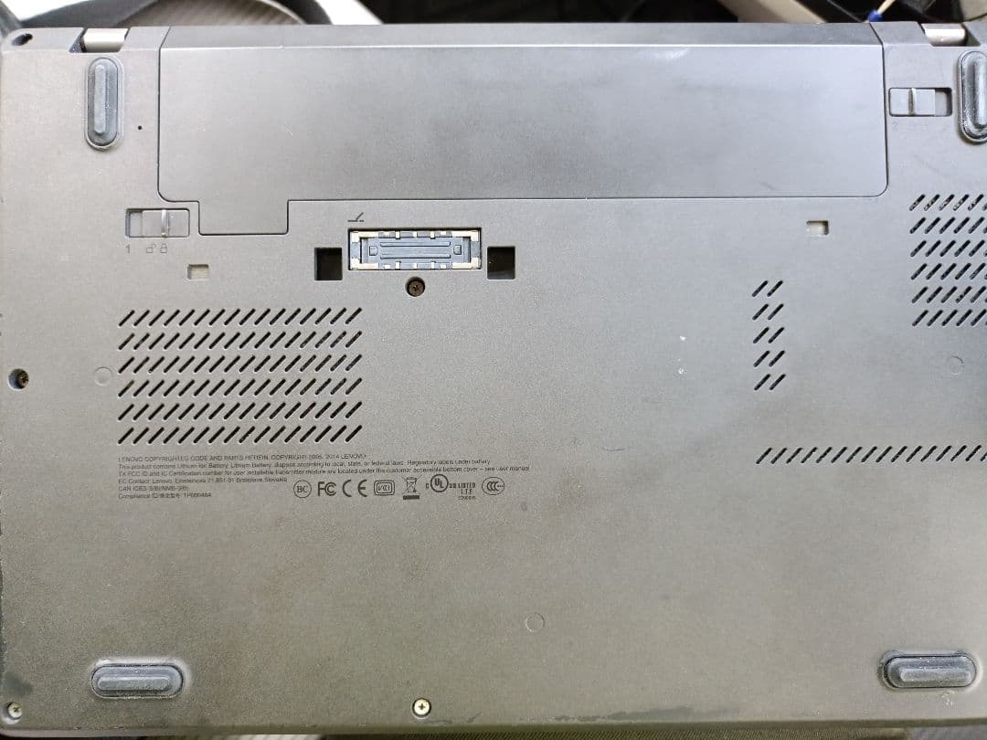 Lenovo ThinkPad X250 本体