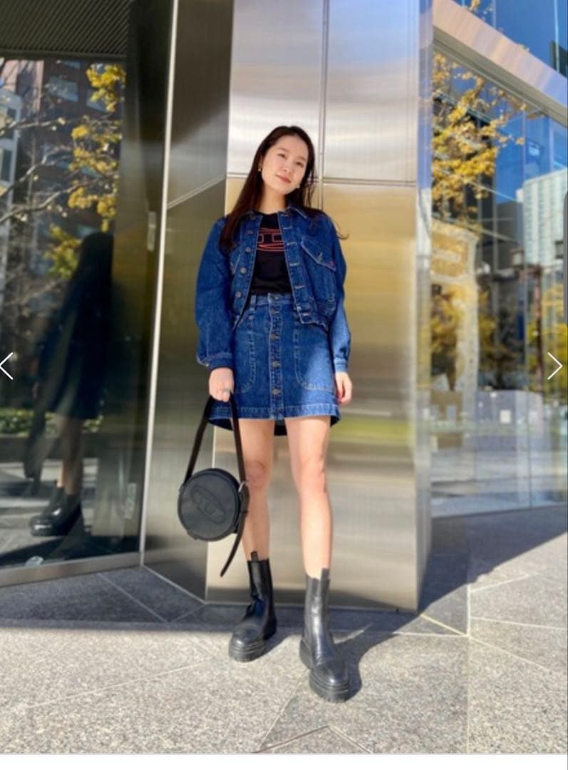 美品✨DIESEL ディーゼル ショルダーバッグ Dロゴ ラウンドボディバッグ
