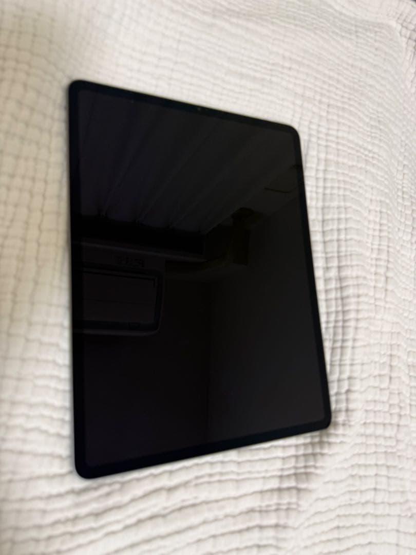 【美品】iPad Pro 12.9インチ 本体+ Magic Keyboard