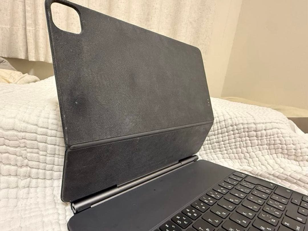【美品】iPad Pro 12.9インチ 本体+ Magic Keyboard