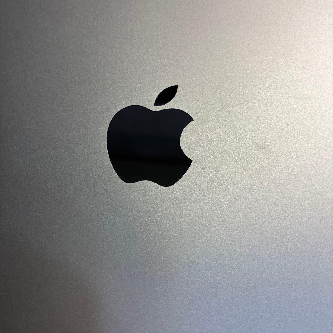 iPad 第10世代 64GB Wi-Fi シルバー
