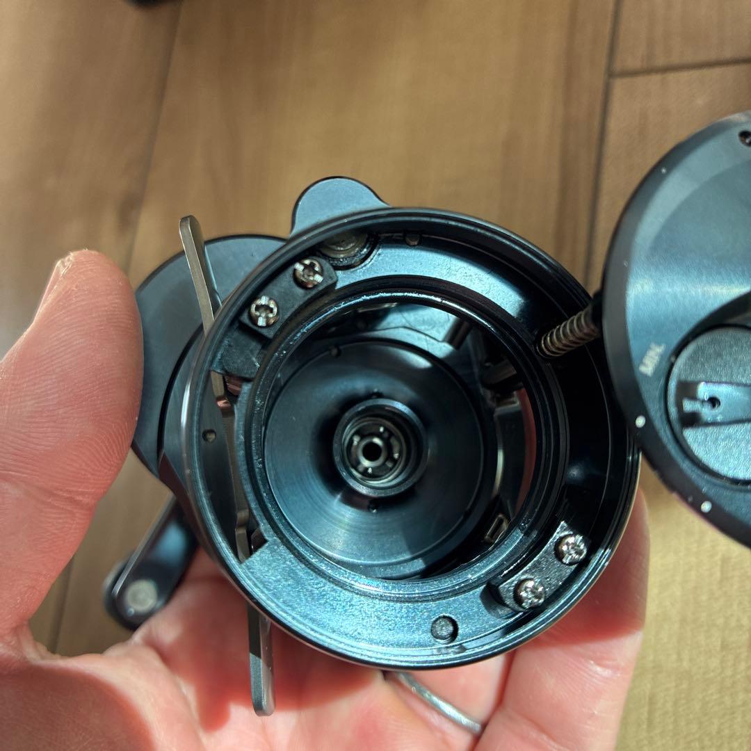 リール SHIMANO CALCUTTA CONQUEST 30HG