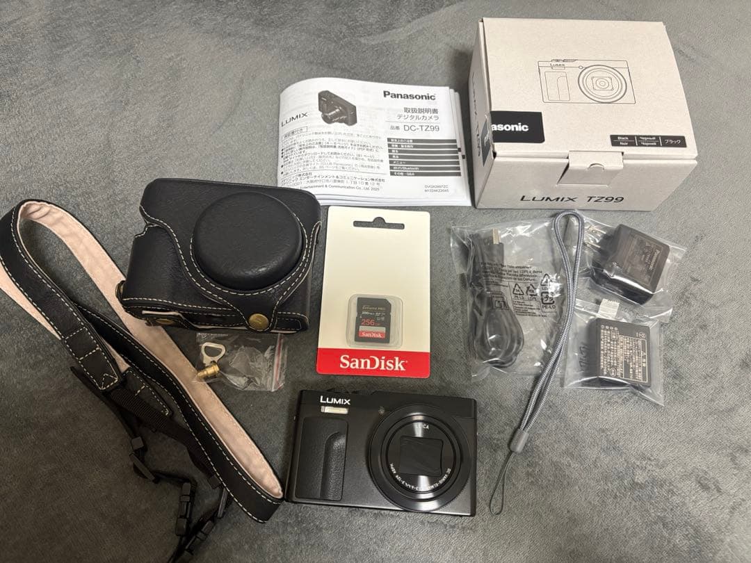 Panasonic LUMIX TZ99デジタルカメラ＆SDカード＆カメラケース