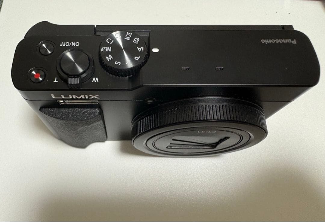 Panasonic LUMIX TZ99デジタルカメラ＆SDカード＆カメラケース