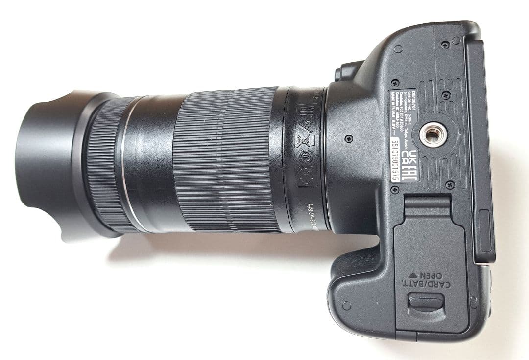 美品Canon デジタル一眼レフカメラ EOS Kiss X10 ダブルズーム