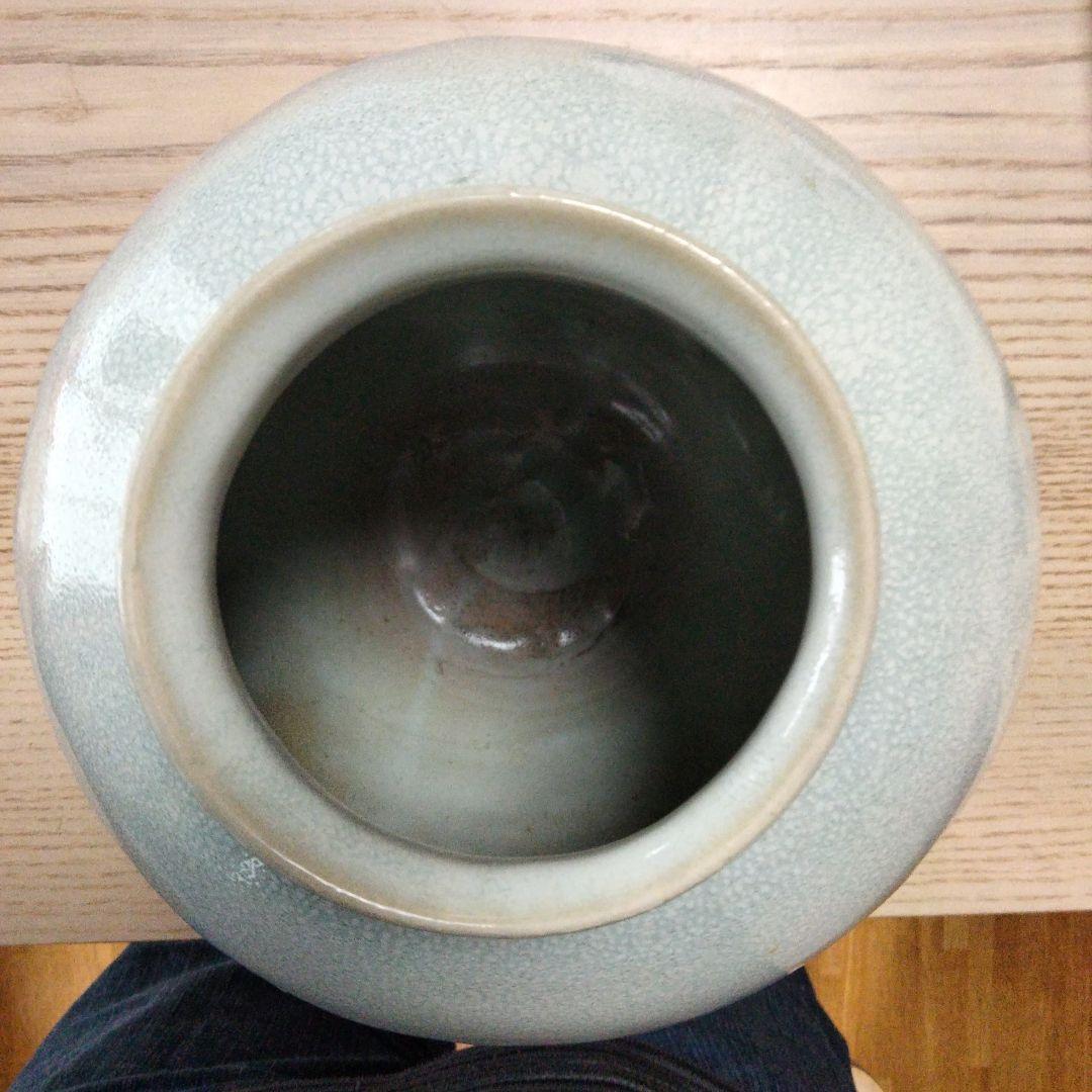 白磁の壺