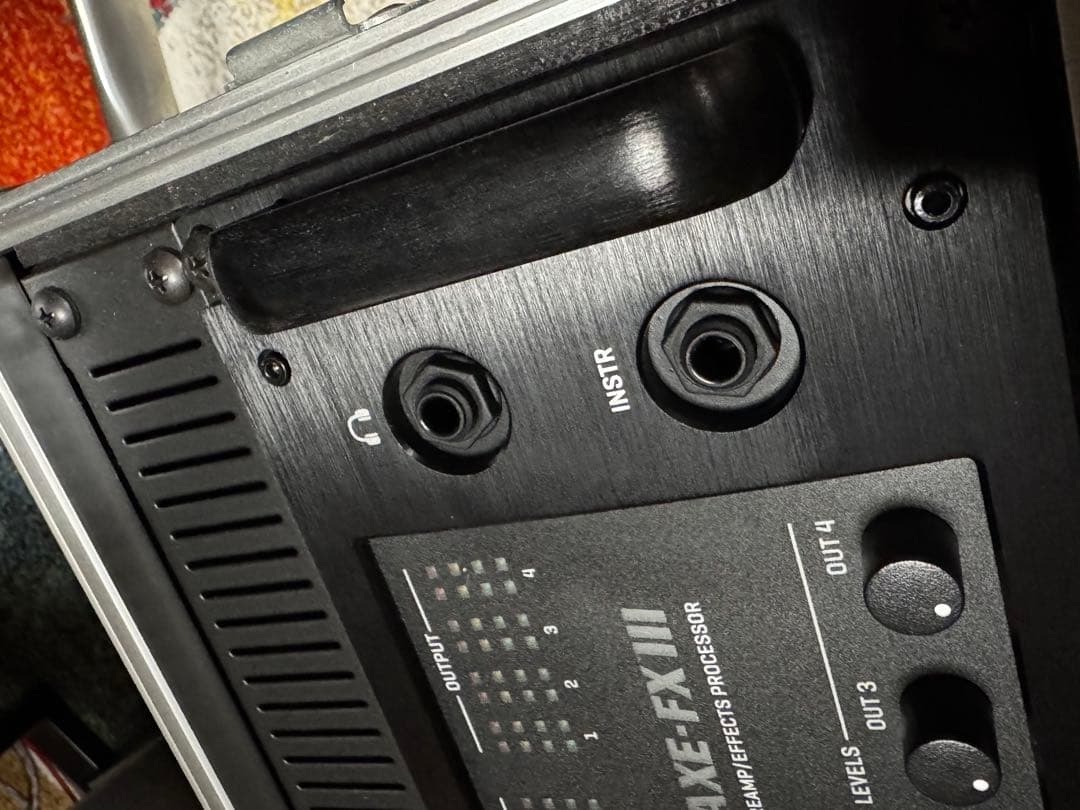 AXE-FX III プリアンプエフェクトプロセッサー