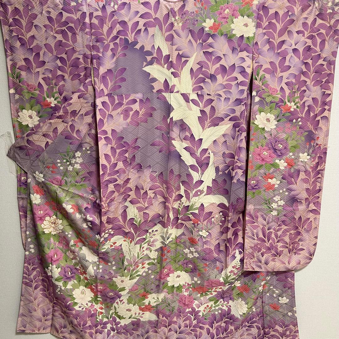 豪華振袖５点セット！！　幻想的な手描き　刺繍　振袖　草花柄　着物スキ倶楽部６７７