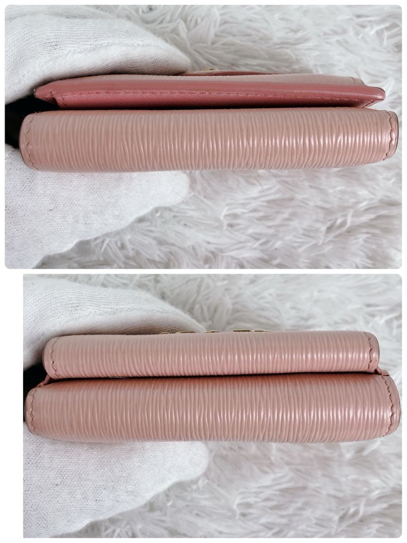 美品✨FRID搭載　プラダ　ヴィッテロムーブ　折り財布 1MH021 ピンク