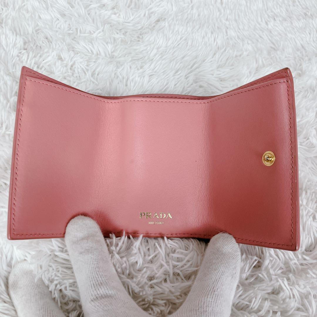 美品✨FRID搭載　プラダ　ヴィッテロムーブ　折り財布 1MH021 ピンク