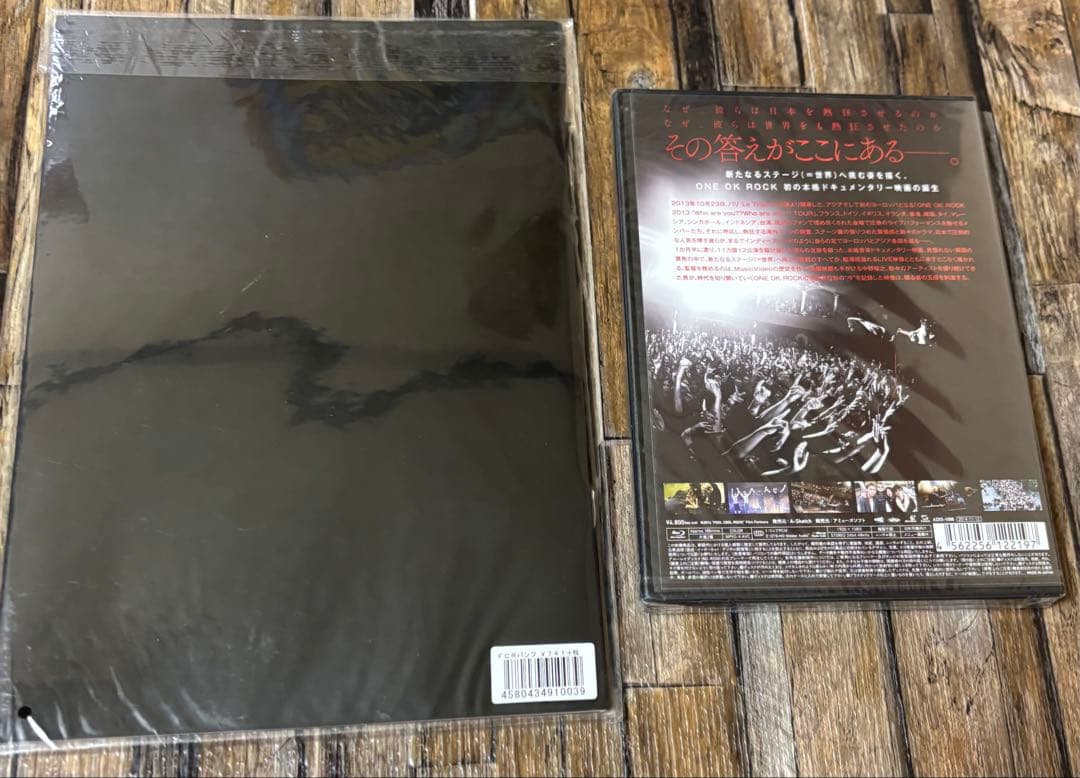 【新品未開封】ワンオクFOOL COOL ROCK! パンフレット&DVD