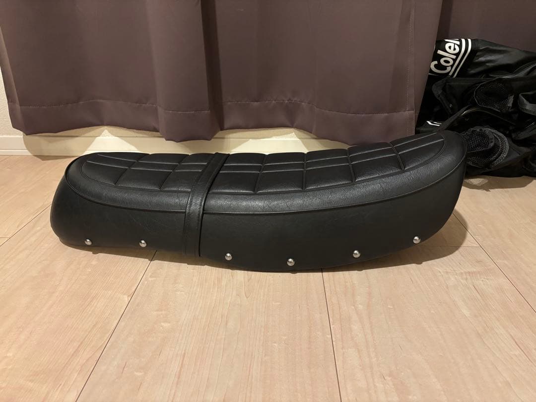 エストレヤ　レトロシート