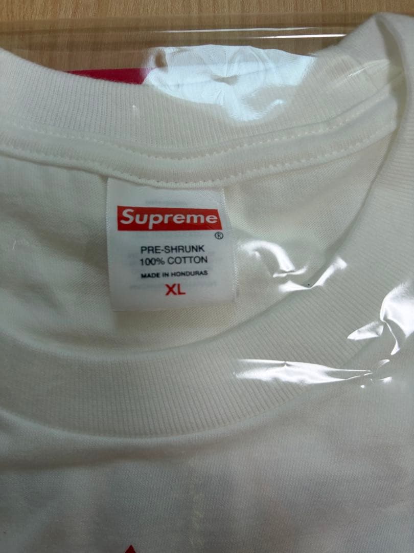 26SSモデルSupreme WORLD FAMOUS Tシャツ