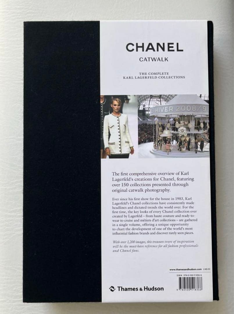 シャネル　CHANEL CAT WALK ♪