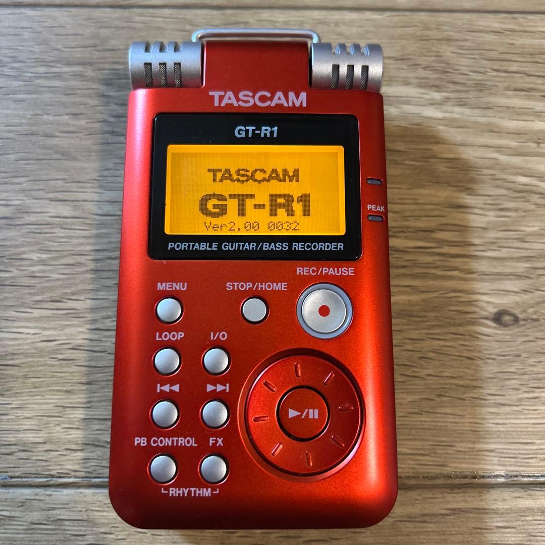 TASCAM GT-R1 ポータブル ギター/ベース レコーダー【生産完了品】