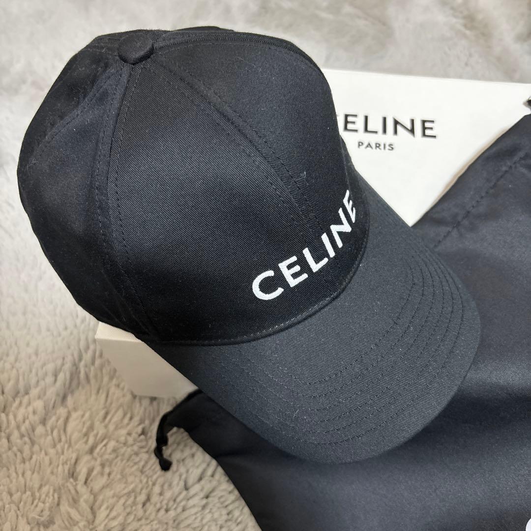 CELINE ブラック ベースボールキャップ