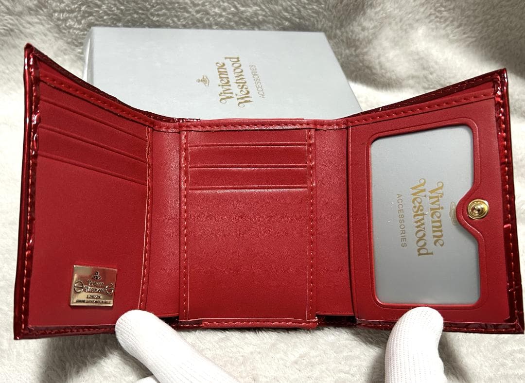 ★新品★Vivienne Westwood 三つ折り財布 ブラック エナメル 赤