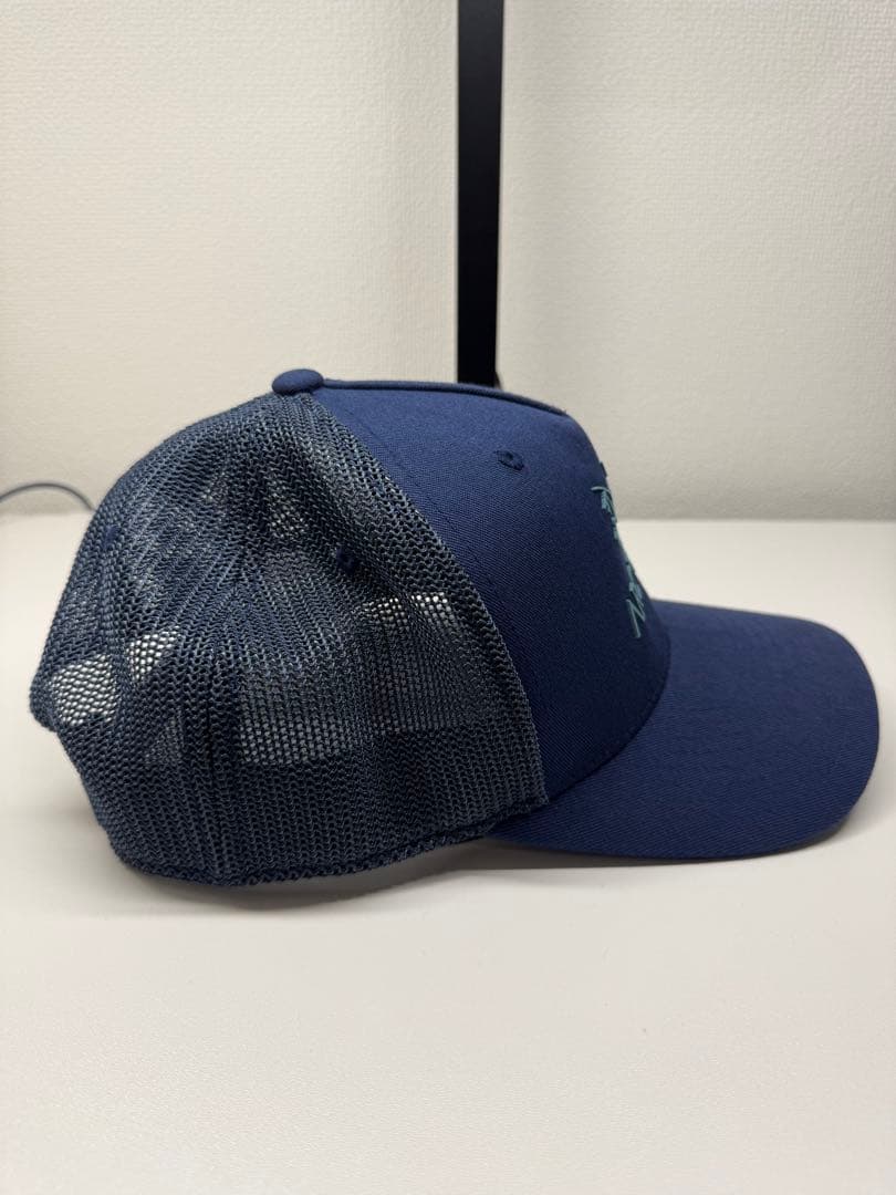ARC'TERYX ネイビー メッシュキャップ