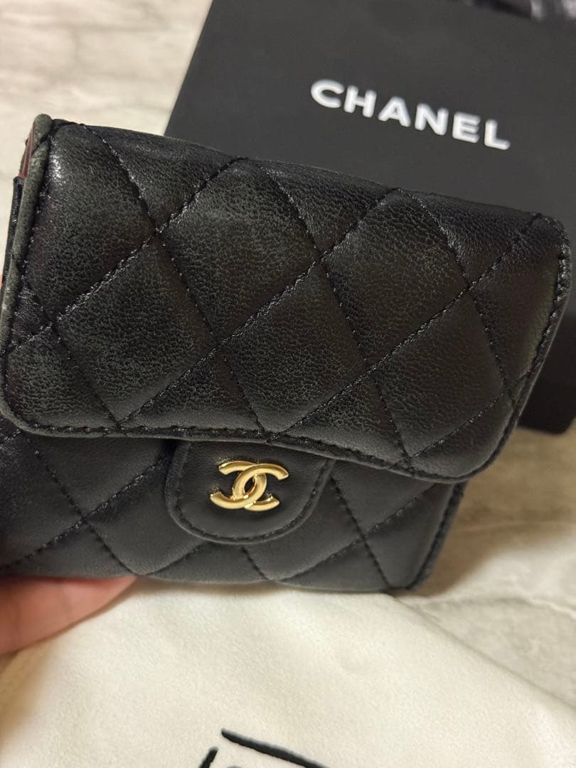 CHANEL シャネル クラシック スモール フラップ ウォレット 三つ折財布