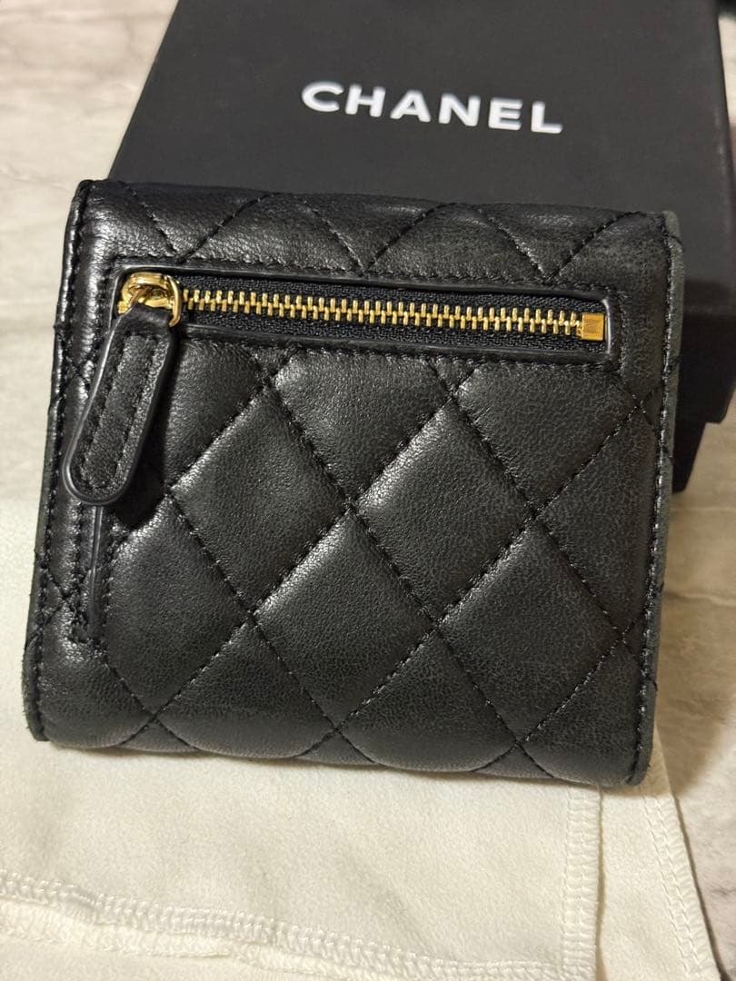 CHANEL シャネル クラシック スモール フラップ ウォレット 三つ折財布